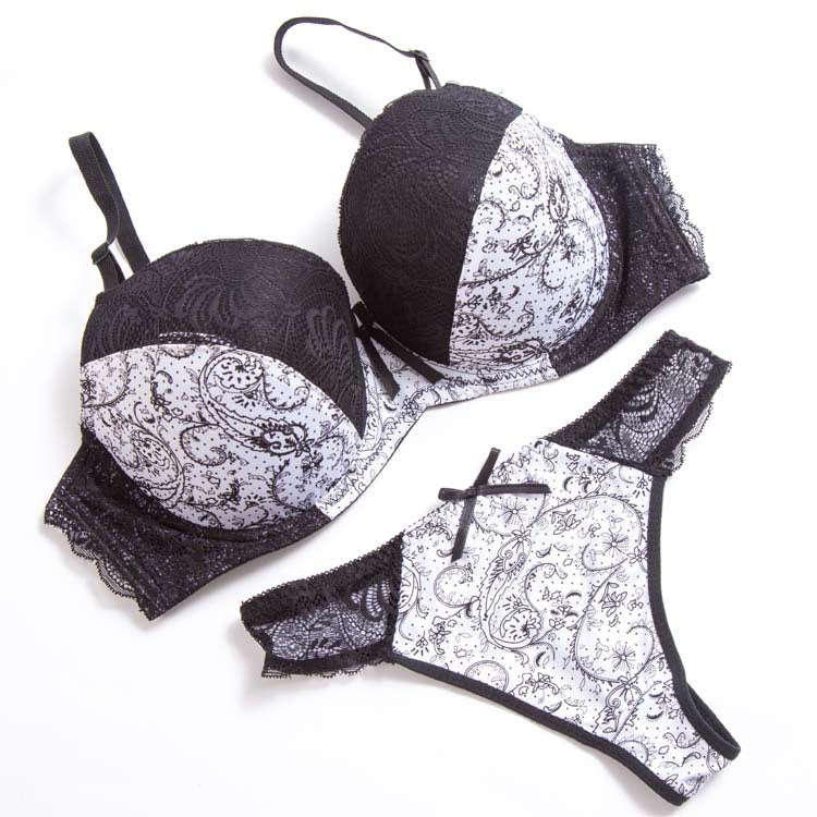 Lace color matching underwear set Be sexy